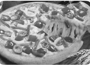 Garden Crunch Pizza