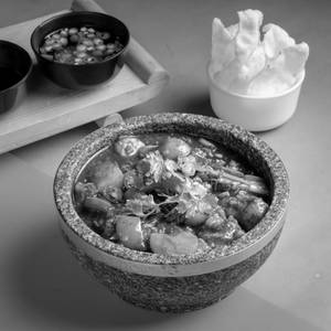 Braised Chicken In Celery & Soy Sauce