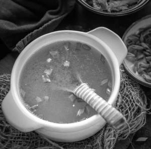 Chicken Clear Soup [Serves 1, 300 ml]