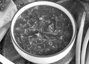 Hot And Sour Chicken Soup [Serves 1, 300 ml]