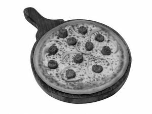 Paper Barbeque Chicken Pizza