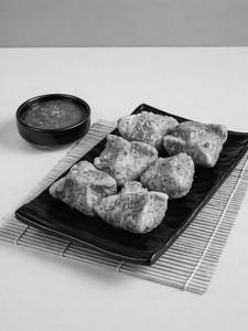 Kurkure Paneer Momos [6 Pcs]