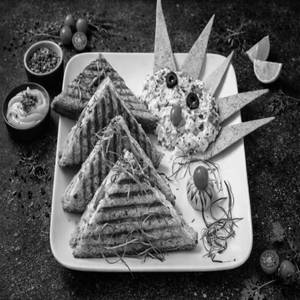Veggie Crunch Grilled Sandwich