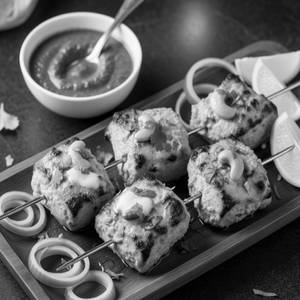 Chicken Lahori Kebab [4 Pcs]