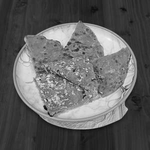 Paneer Pyaz Paratha