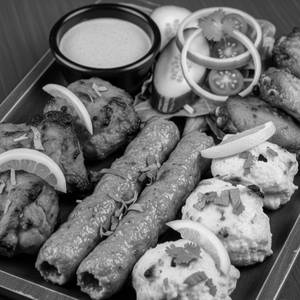 Mixed Grill Kebab Platter [8 Pcs]