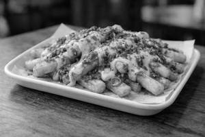 Dragon Hot Cheese Fries