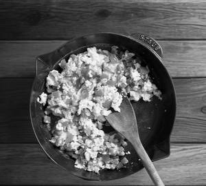 Scrambled egg with veggies  [2 eggs]