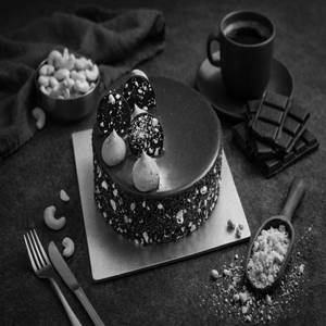 Choco Cashew Cake
