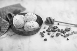Honey Almond Ice Cream
