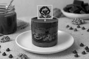 Matilda Kitkat Cake