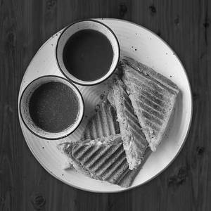 Grilled bite sandwich