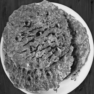 Maharashtrian multigrain dhapate