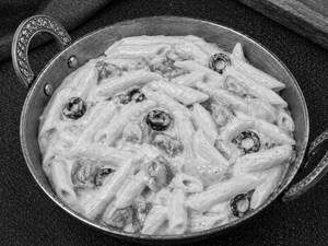 White Sauce Pasta