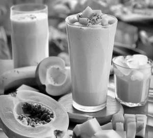 Papaya milk shake