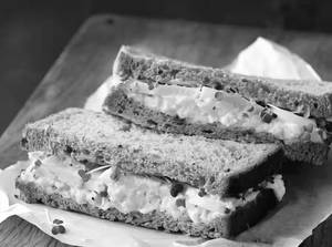 Egg Sandwich (02 Pcs)