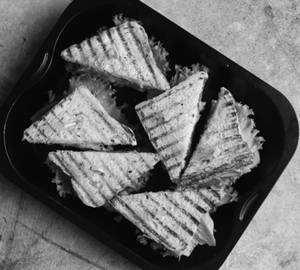 Peri Peri Chicken Grilled Sandwich