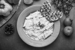 Chicken Alfredo Pasta [Serves 2]
