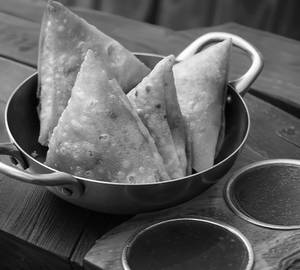 Veg Samosa