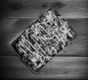 Chicken loaded fries