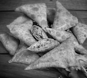 Hafa Chicken Samosa