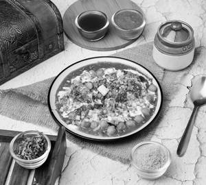 Chole Tikki Single 