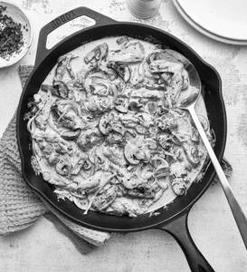 Chicken stroganoff