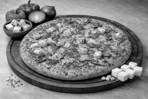Tandoori Paneer Pizza