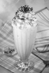 Vanilla Thick Shake With Ice Cream