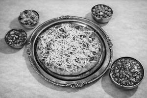 Matar Cheese Kulcha
