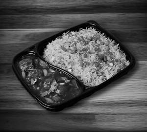 Chicken fried rice + hot garlic chicken or chilli chicken  [5 pieces]