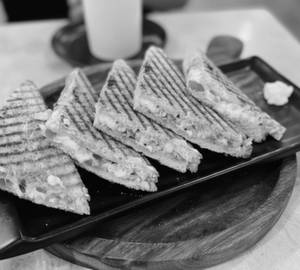 Veg Grilled Sandwich