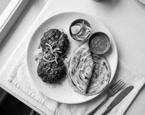 2pc Galwati Kebab +2paratha
