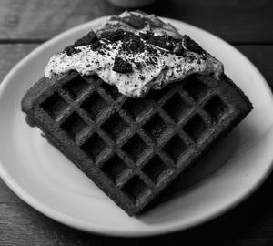 Cookies & Cream Reverie Waffle Sandwich