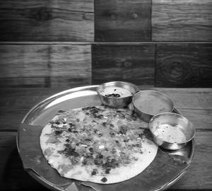 Ghee Podi Uttapam