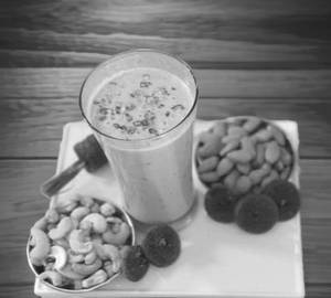 Dry fruit milkshake