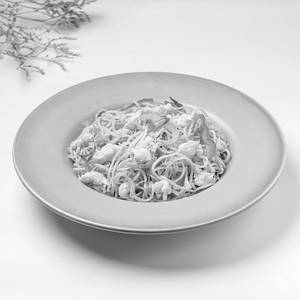 Egg Hakka Noodles