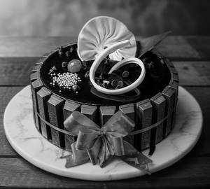 Full Kit-Kat Cake