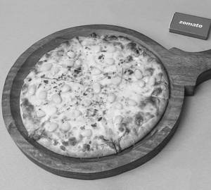 Sweetcorn Pizza