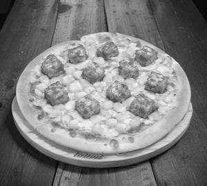 Paneer Corn Cheese Pizza