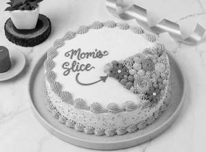 Mom’s Slice Cake (Eggless, Floral Design)