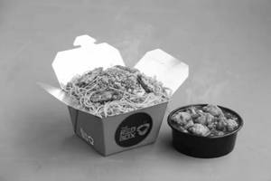 Hakka Noodles Chicken & Chicken Manchurian ( Little Box )