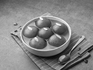 GULAB JAMUN