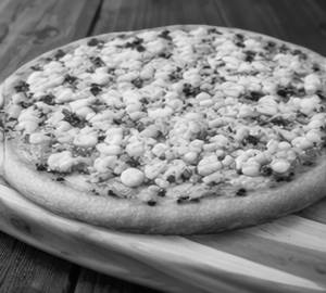 Cheesy Corn Pizza
