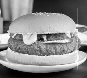 Alootikka burger