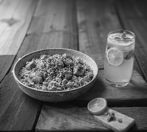 Egg Hot & Spicy Yippee + Lemon Mint Cooler