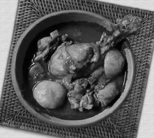 Chicken curry with aloo