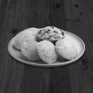 Puri Bhaji (5 Puris + Bhaji 300ML)