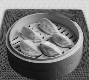 Steamed Tibetan Chicken Momos (5 Pcs)