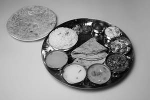 Puran Poli Thali